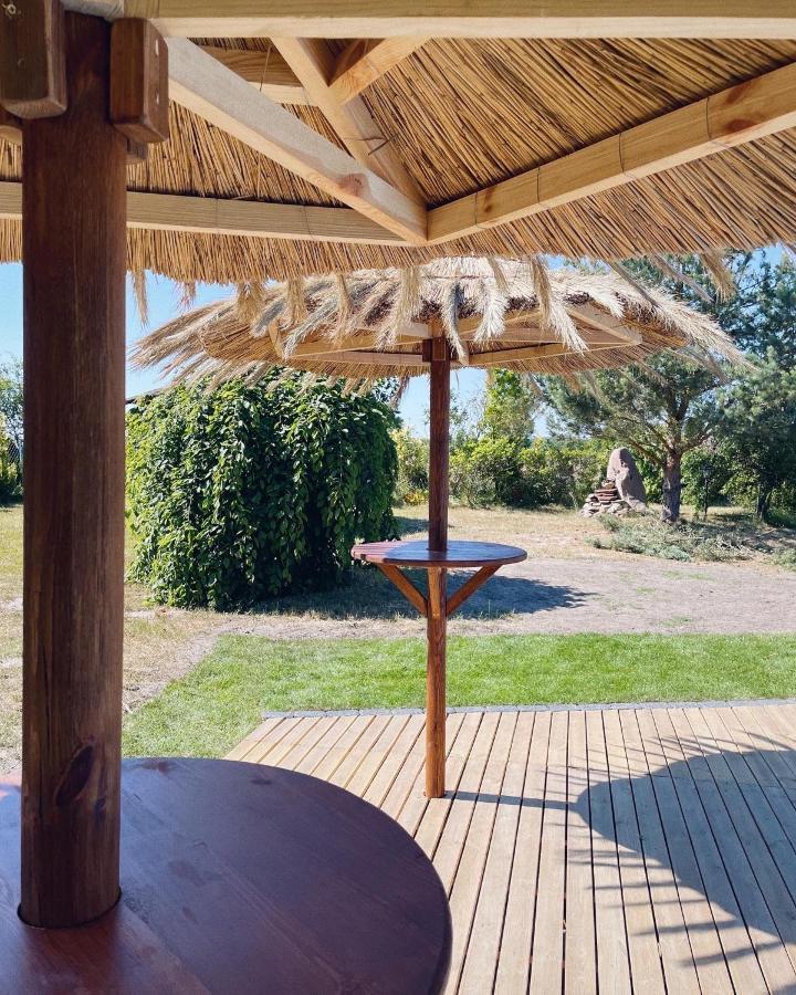 Ostrovia - Pokoje Nad Morzem Ostrowo  Exterior foto